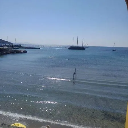 Hotel Ammoudia *