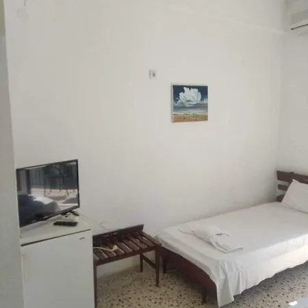 Ammoudia * Agia Marina (Aegina)